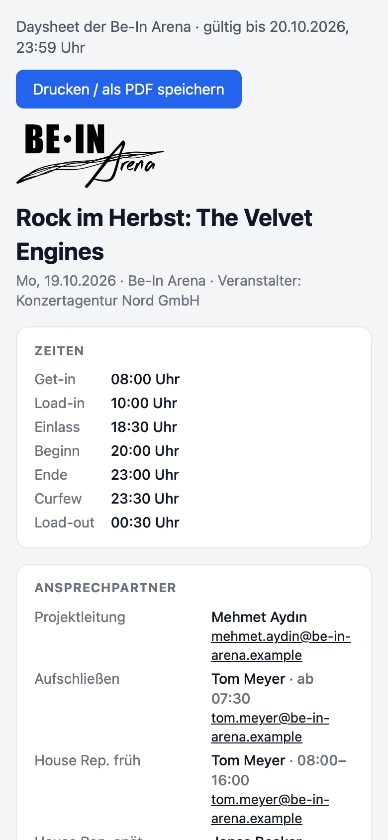 Ein Daysheet auf dem Handy: Titel und Datum der Veranstaltung, darunter die Zeiten von Get-in bis Load-out und die Ansprechpartner.